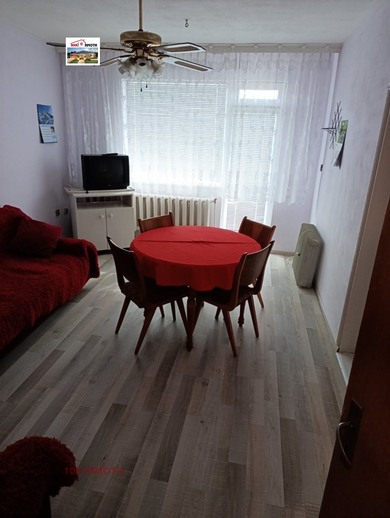 Издаје се  2 спаваће собе Добрич , Центар , 100 м2 | 34122072