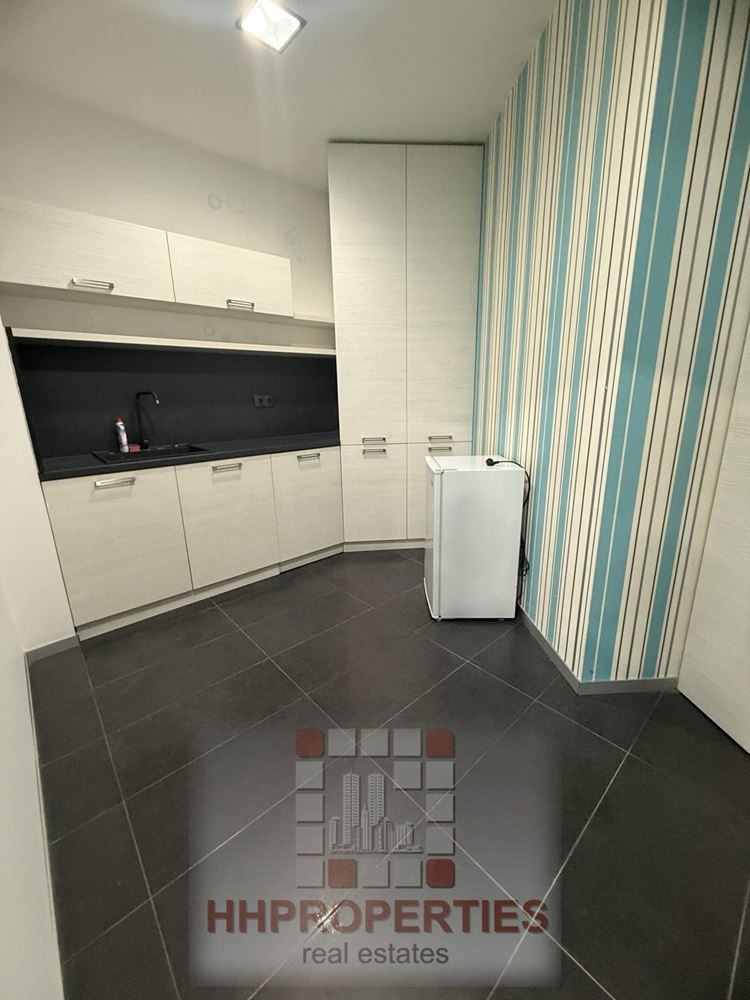 Дава под наем ОФИС, гр. Пловдив, Център, снимка 7 - Офиси - 54274738