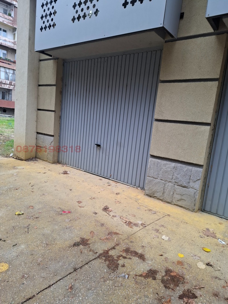 Дава под наем ГАРАЖ, ПАРКОМЯСТО, гр. Пазарджик, Запад