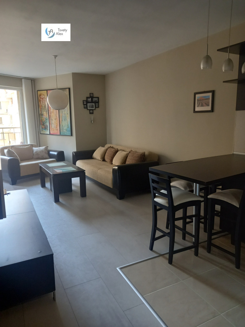 Zu vermieten  1 Schlafzimmer Sofia , Lozenez , 70 qm | 64627502