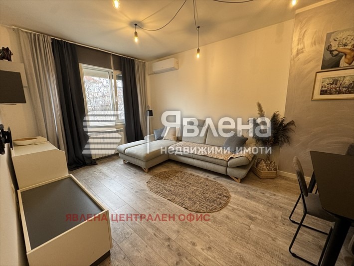 Дава под наем 2-СТАЕН, гр. София, Център, снимка 2 - Апартаменти - 53713816