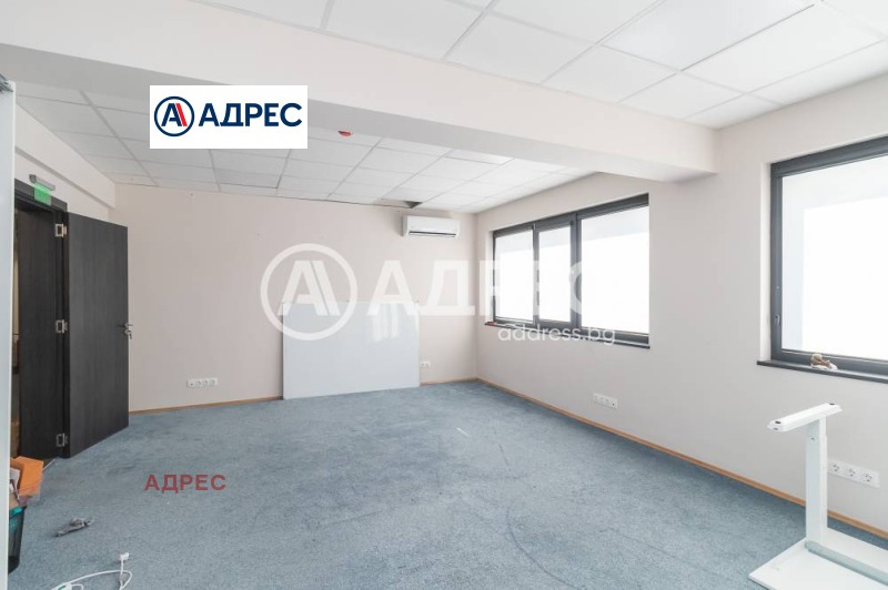 Προς ενοικίαση  Γραφείο Βαρνα , Τροτσεβο , 170 τ.μ | 37822938