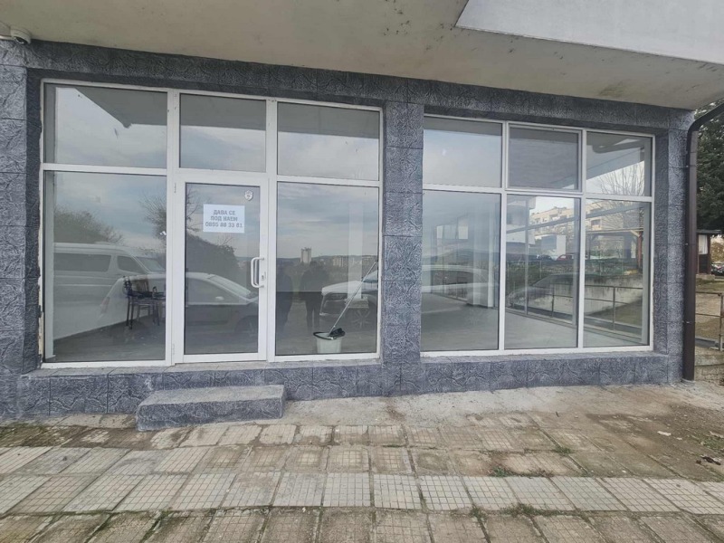 Дава под наем МАГАЗИН, гр. Кърджали, Възрожденци, снимка 7 - Магазини - 52647386