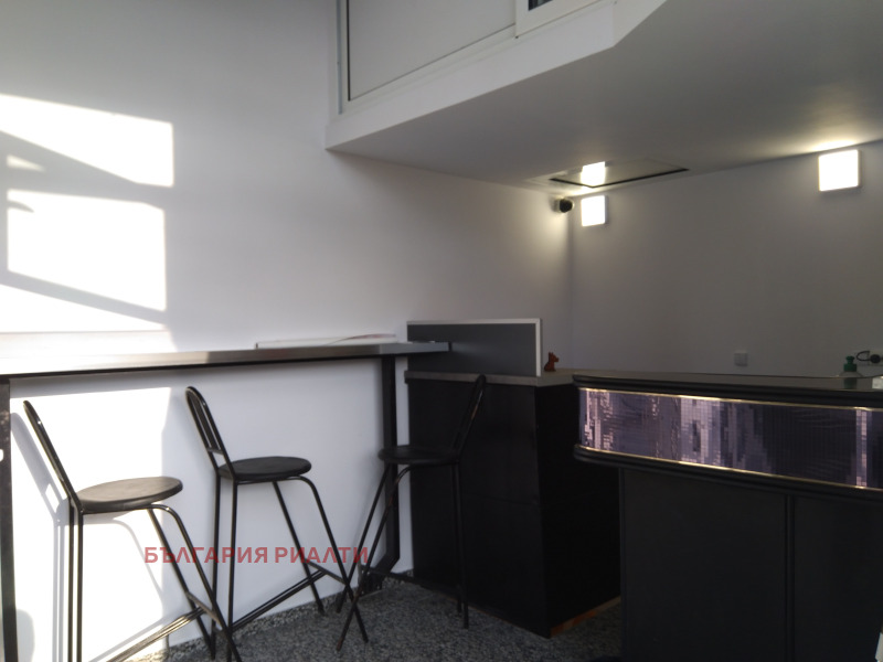 Дава под наем МАГАЗИН, гр. София, Дружба 2