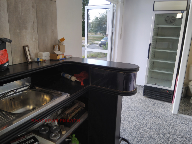 Дава под наем МАГАЗИН, гр. София, Дружба 2, снимка 3 - Магазини - 53092302