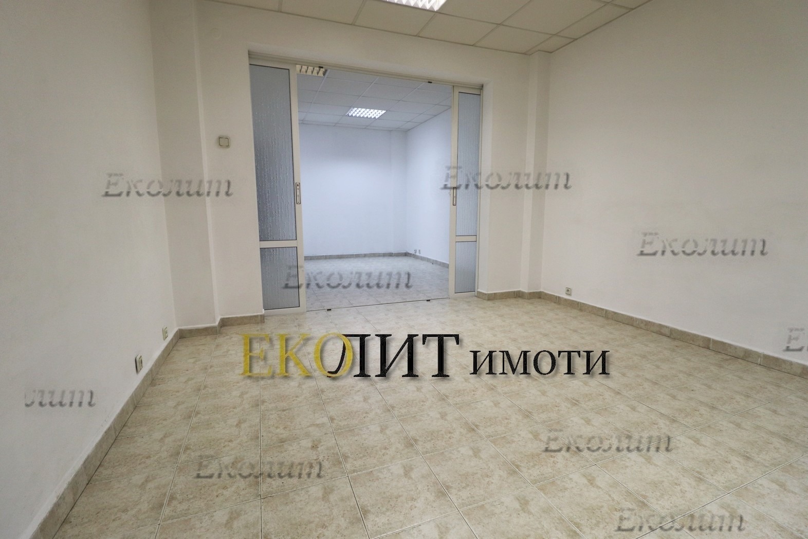 Дава под наем ОФИС, гр. София, Медицинска академия, снимка 2 - Офиси - 55720166