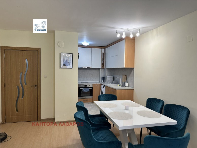 Дава под наем 2-СТАЕН, гр. София, Център