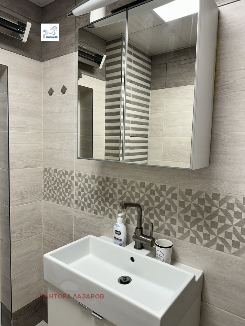 Дава под наем 2-СТАЕН, гр. София, Център, снимка 13 - Апартаменти - 53600637