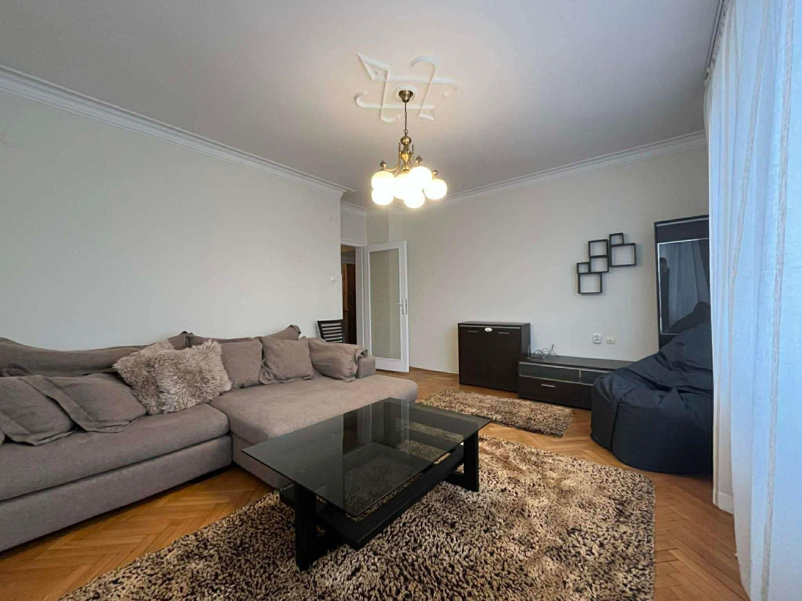 Дава под наем 3-СТАЕН, гр. София, Оборище