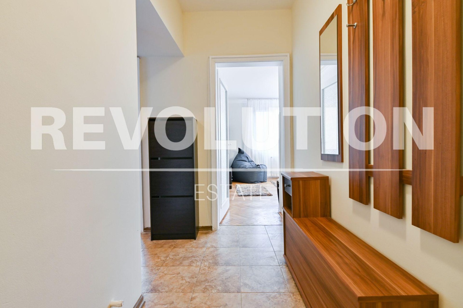 Дава под наем 3-СТАЕН, гр. София, Център, снимка 5 - Апартаменти - 53962849