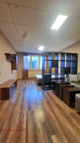 1 спаваћа соба Дарвеница, Софија 5