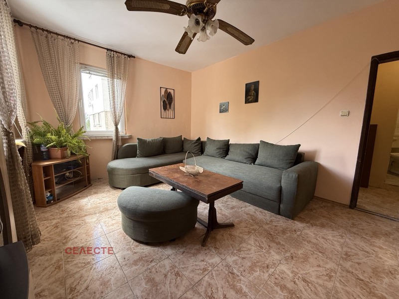 För uthyrning  1 sovrum Sofia , Ljulin 10 , 38 kvm | 21623500 - bild [2]