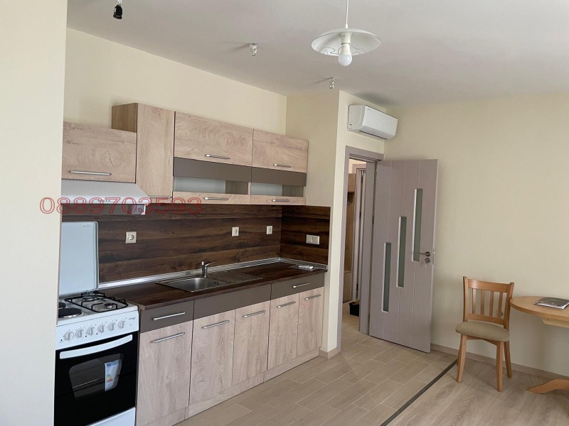 Дава под наем 2-СТАЕН, гр. Варна, Левски 1