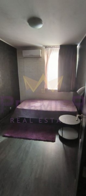 1 dormitorio Avtogara, Varna 4
