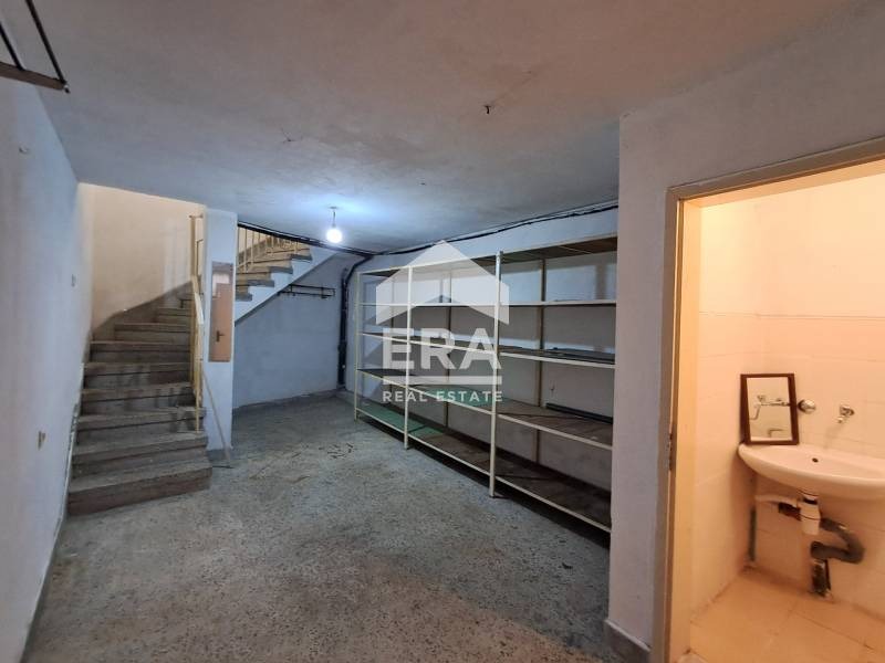 De inchiriat  Magazin Varna , Sportna zala , 49 mp | 63259191 - imagine [6]