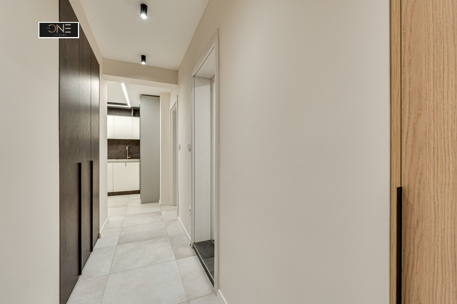 Дава под наем 2-СТАЕН, гр. София, Център, снимка 8 - Апартаменти - 54066888