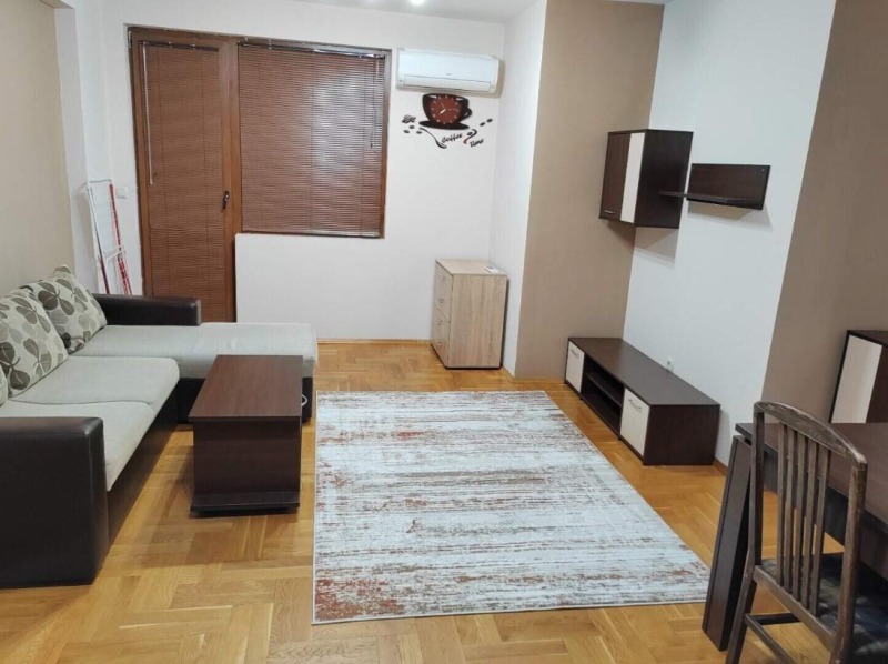 Дава под нем  2-стаен, град София, Младост 3 •  599 EUR • ID 93136209 — holmes.bg - [1] 