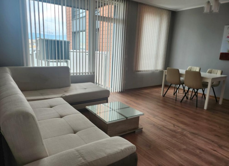 Do wynajęcia  1 sypialnia Plowdiw , Ostromila , 60 mkw | 58798096