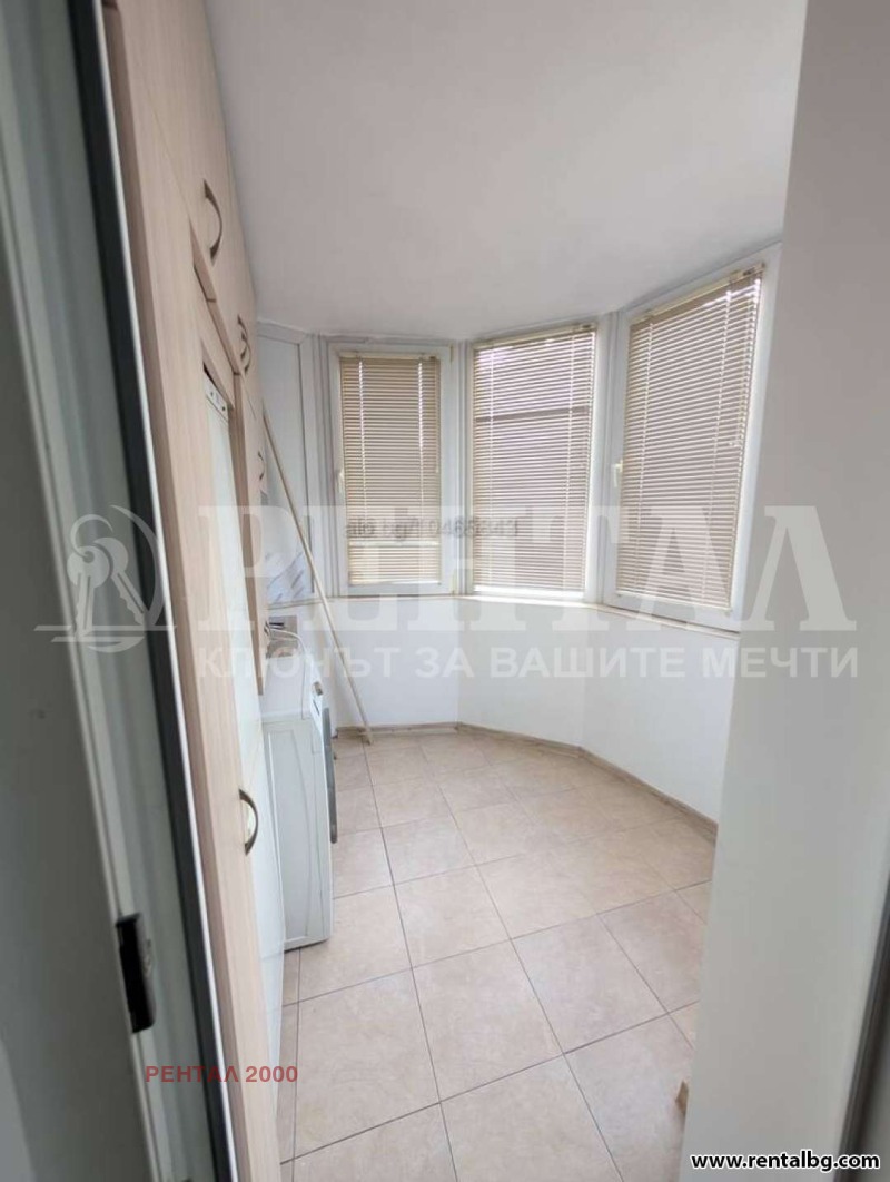 В аренду  2 спальни Пловдив , Център , 65 кв.м | 97298865 - изображение [12]