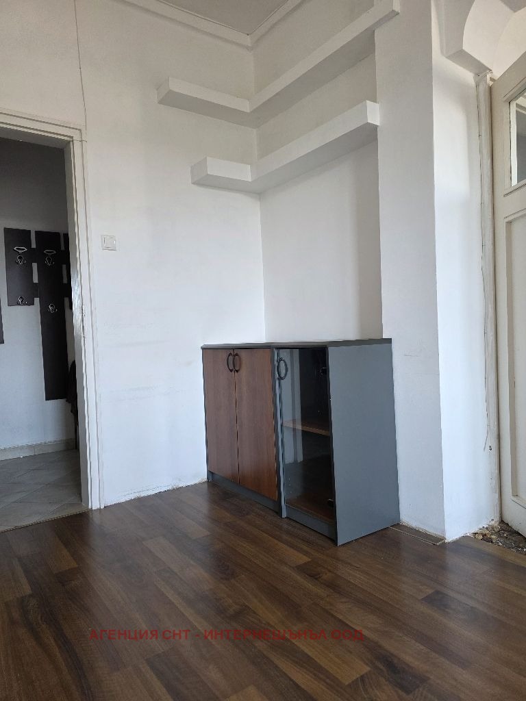 Do wynajęcia  1 sypialnia Sofia , Centar , 70 mkw | 63189027 - obraz [7]