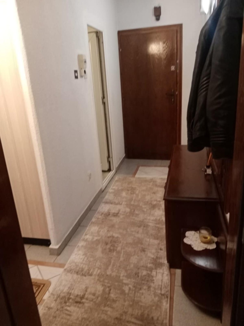 En renta  1 dormitorio Ruse , Zdravets Iztok , 64 metros cuadrados | 38326975 - imagen [7]