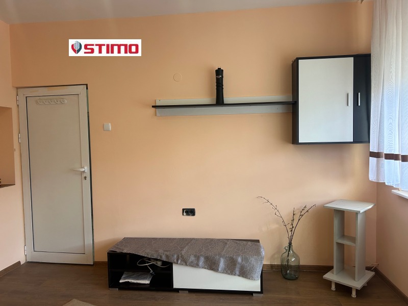 Дава под наем 3-СТАЕН, гр. София, Сердика, снимка 2 - Апартаменти - 52971576