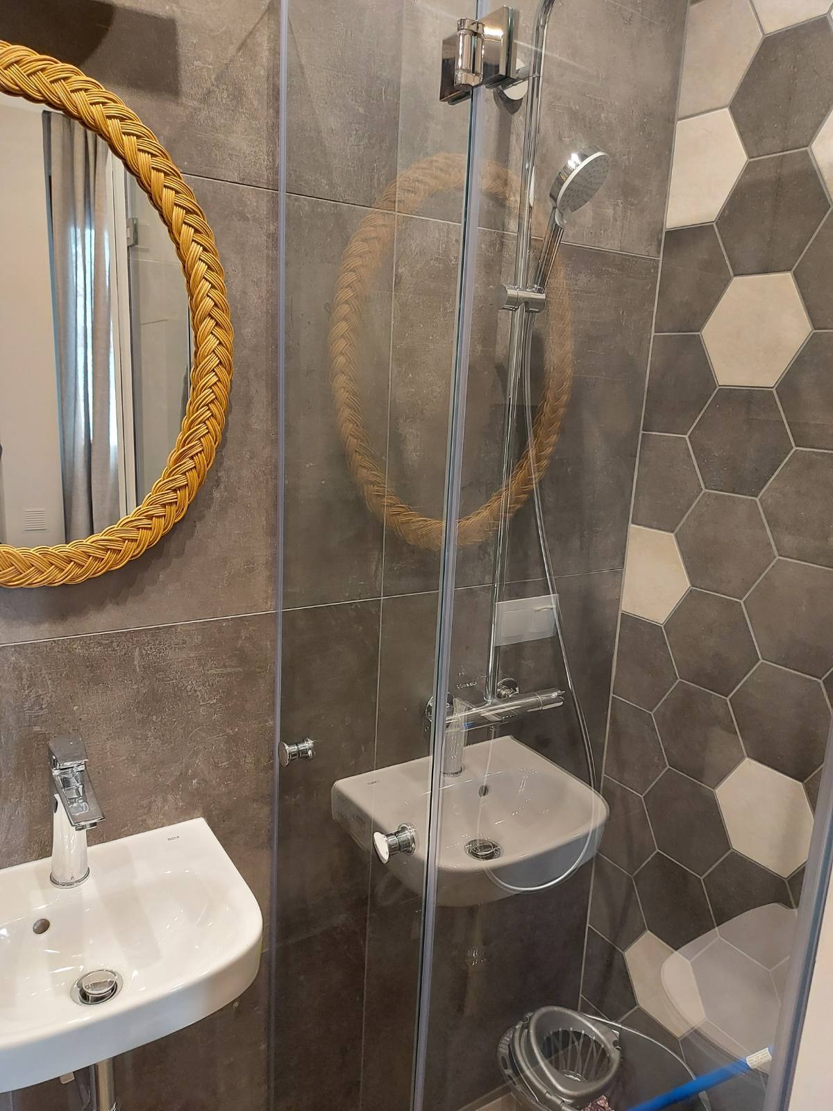 Дава под наем 1-СТАЕН, гр. София, Център, снимка 4 - Апартаменти - 53895088