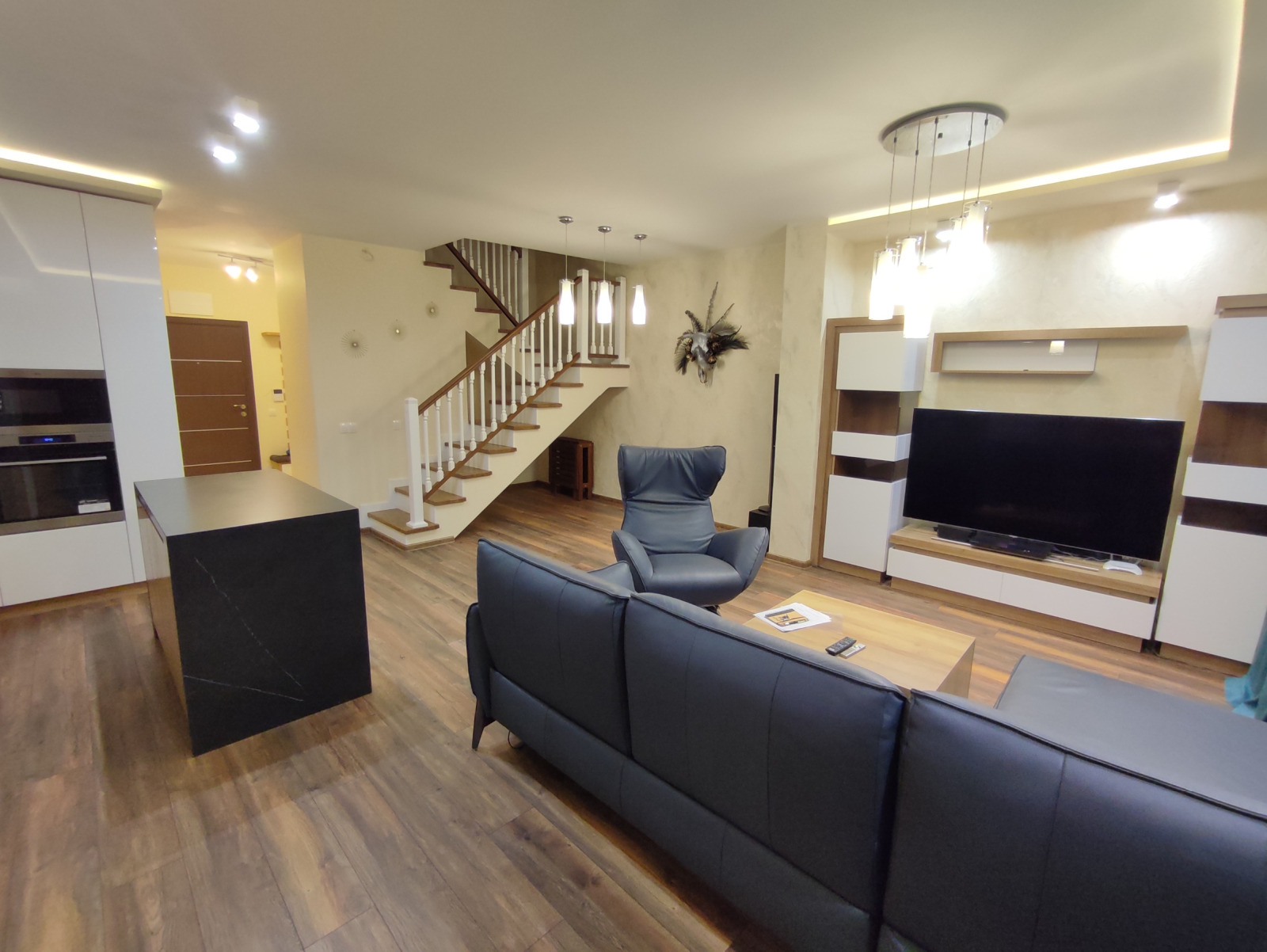 ���� ��� ���� 3-����� | Imot.bg � ����������� 3