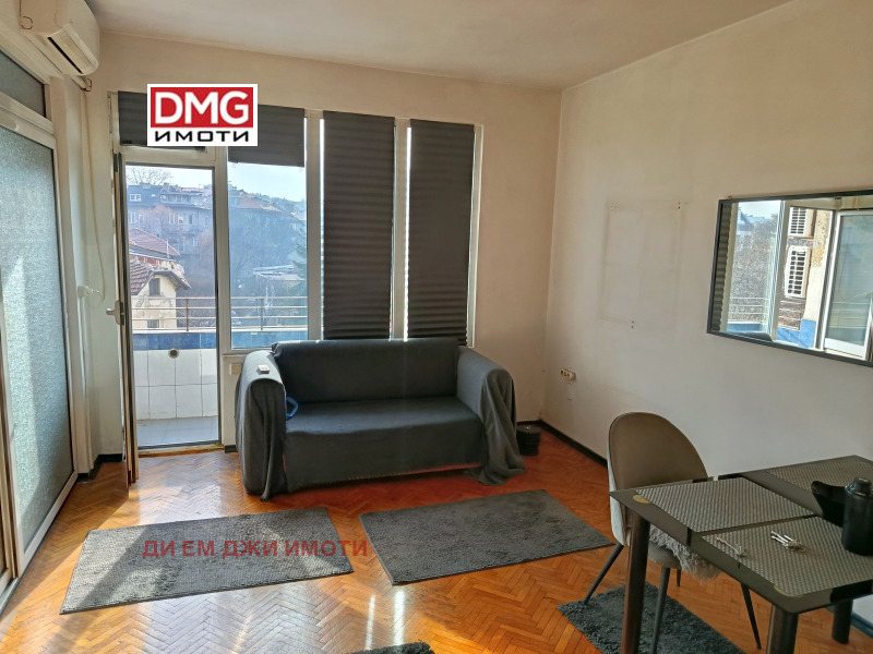 Дава под наем 2-СТАЕН, гр. София, Оборище