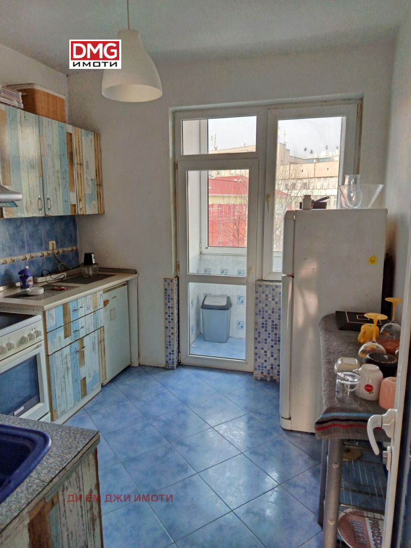 Дава под наем 2-СТАЕН, гр. София, Оборище, снимка 10 - Апартаменти - 53350297