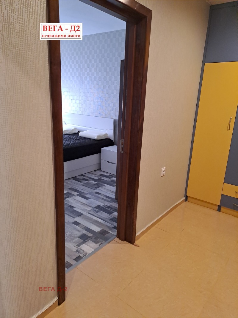 En renta  1 dormitorio Ruse , Tsentralen koop. pazar , 50 metros cuadrados | 67844083 - imagen [13]