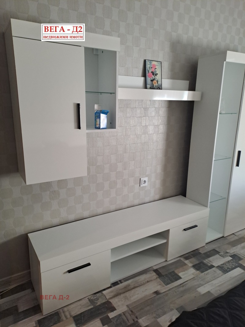 Para alugar  1 quarto Ruse , Centralen koop. pazar , 50 m² | 67844083 - imagem [5]