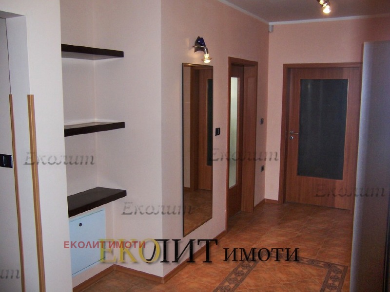 Дава под наем 3-СТАЕН, гр. София, Лозенец, снимка 5 - Апартаменти - 53324172