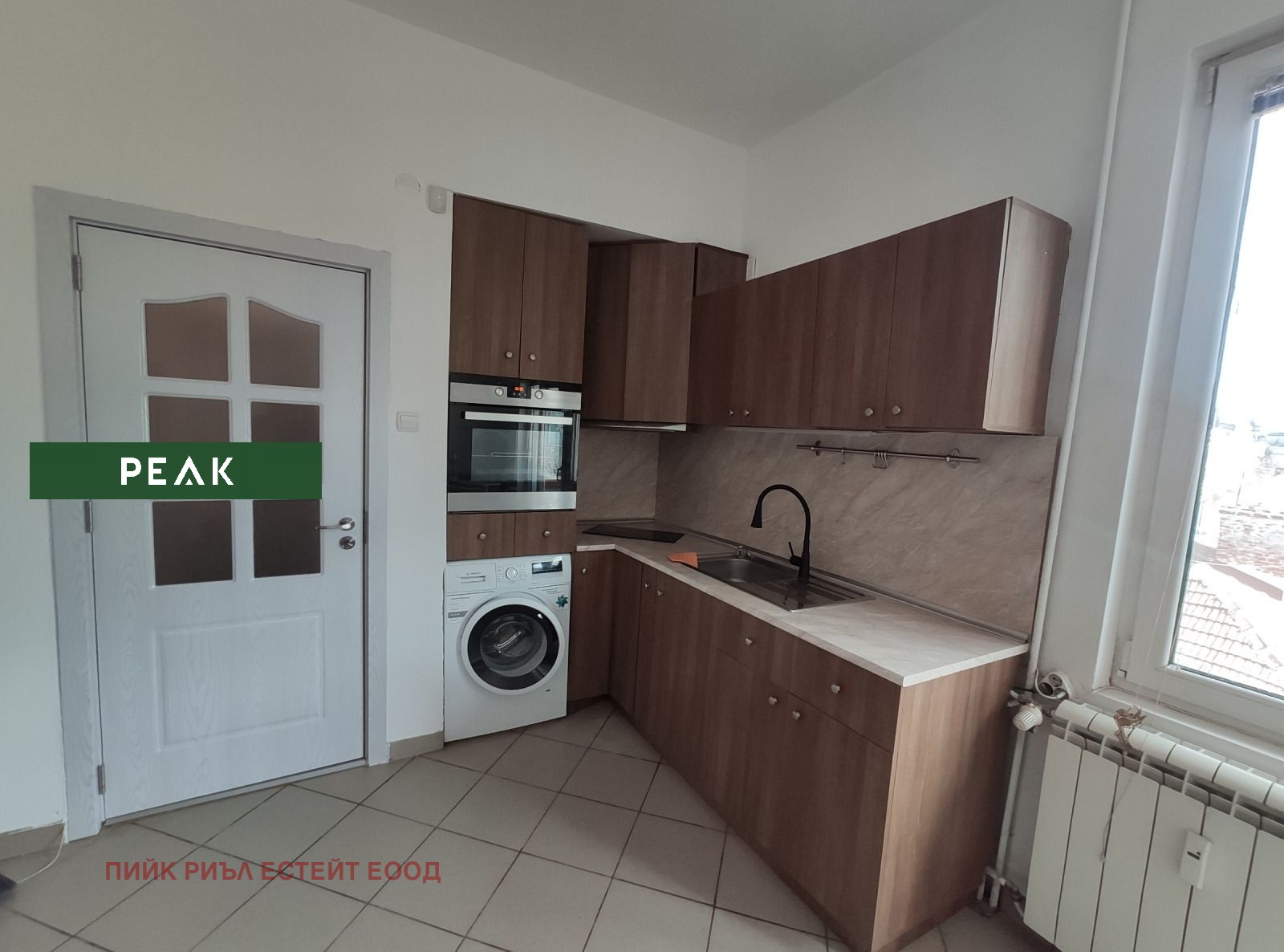 Дава под наем 2-СТАЕН, гр. София, Център, снимка 2 - Апартаменти - 53886374