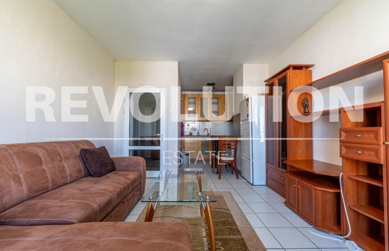 Дава под нем  2-стаен, град Пловдив, Каменица 1 •  375 EUR • ID 85577124 — holmes.bg - [1] 