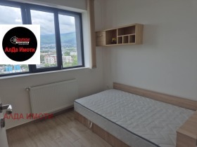 2-стаен град София, Студентски град 7