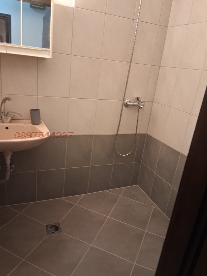 Дава под наем 2-СТАЕН, гр. София, Бъкстон, снимка 2 - Апартаменти - 52883334