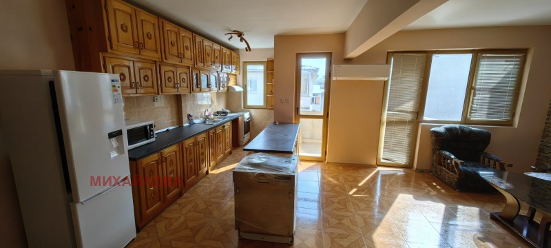 Do wynajęcia  2 sypialnie Stara Zagora , Ajazmoto , 106 mkw | 62559912