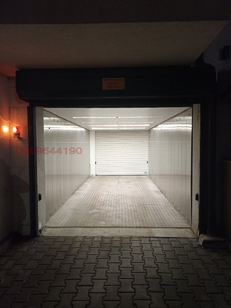 Дава под наем ГАРАЖ, ПАРКОМЯСТО, гр. София, Център