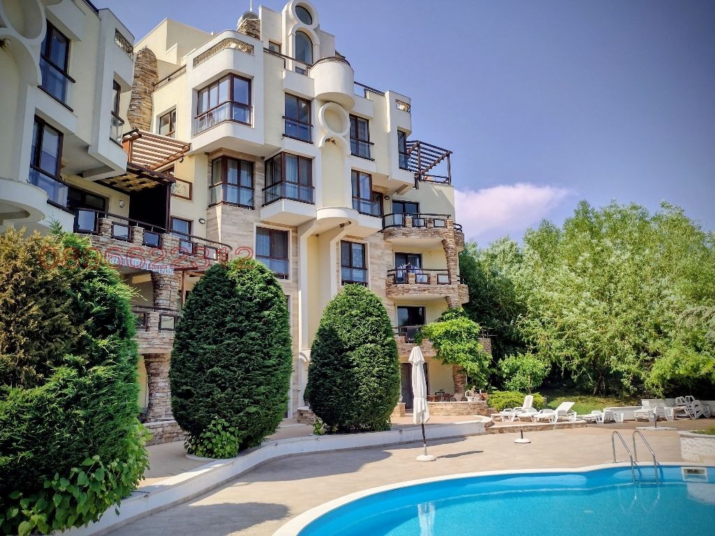 Дава под наем 3-СТАЕН, гр. Варна, Бриз, снимка 3 - Апартаменти - 54309545