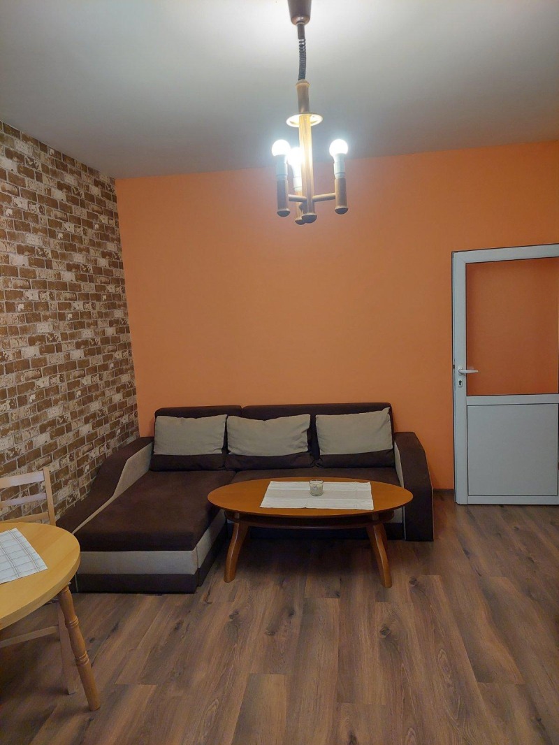 В оренду  1 спальня Пловдив , Христо Смирненски , 50 кв.м | 56794805