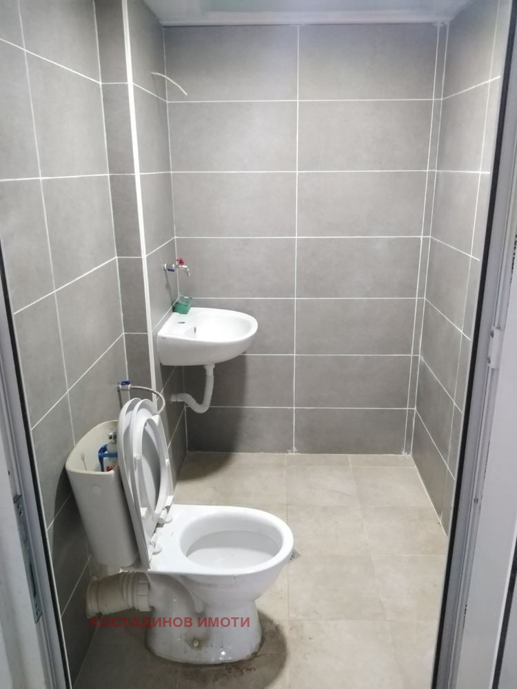 For Rent  Storage Plovdiv , Industrialna zona - Sever , 200 sq.m | 77702759 - image [9]