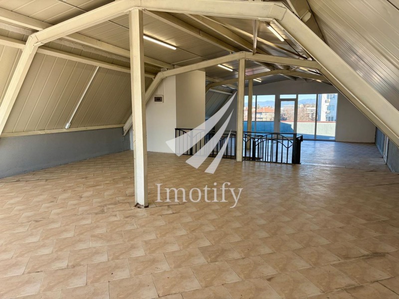 Дава под наем ПРОМ. ПОМЕЩЕНИЕ, гр. София, Военна рампа