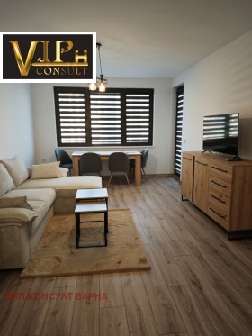 1 Schlafzimmer Pobeda, Warna