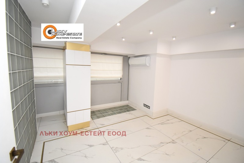 Do wynajęcia  Sklep Sofia , Centar , 50 mkw | 84132598 - obraz [4]