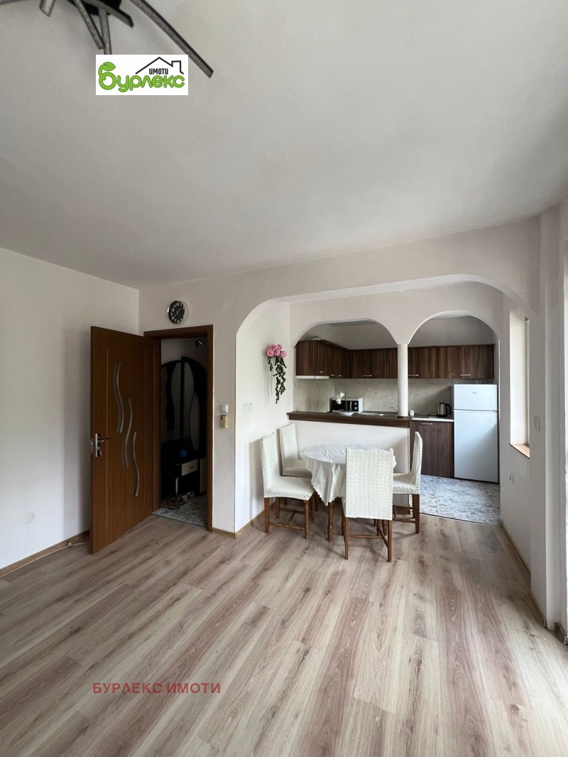 Дава под Наем 2-СТАЕН в град Варна, Операта - 65 кв.м / 650 € » 1 271.29 лв., БУРЛЕКС ИМОТИ