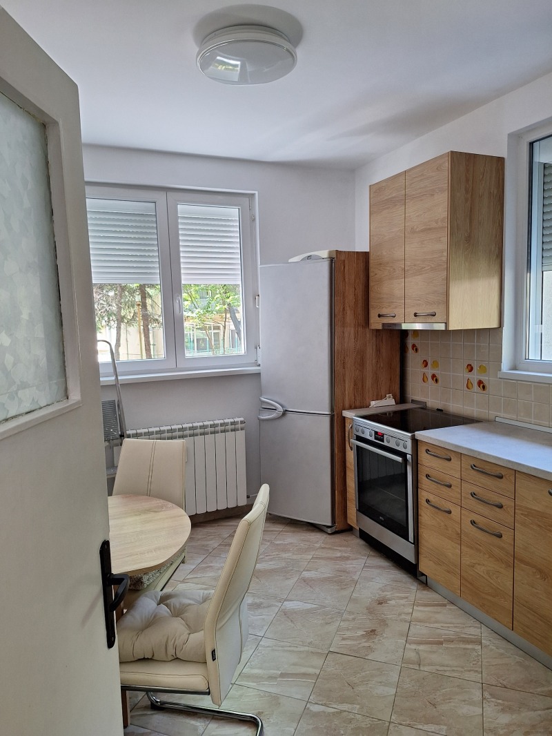 Zu vermieten  1 Schlafzimmer Sofia , Podujane , 55 qm | 52015696 - Bild [3]