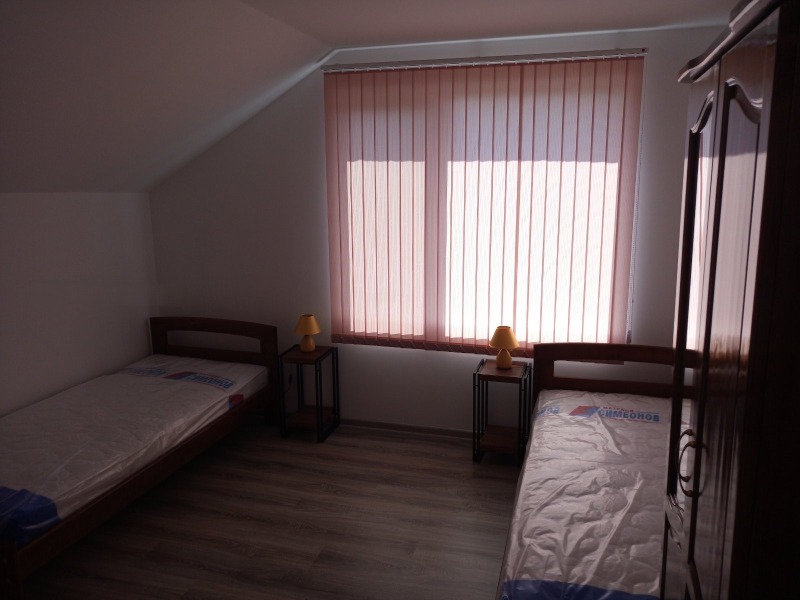 Дава под наем ЕТАЖ ОТ КЪЩА, с. Войводиново, област Пловдив, снимка 3 - Етаж от къща - 53254581