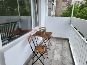 Студио Лјулин 7, Софија 12