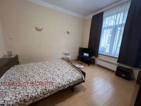 3 bedroom Tsentar, Sofia 7